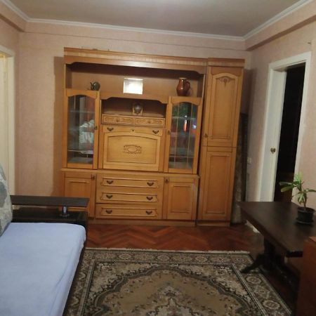 1К Квартира Бульвар Котляревського, Бульвар Праці Буд 1 Kiev Eksteriør bilde